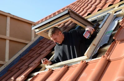 Pose de fenêtres de toit Velux à Bertren